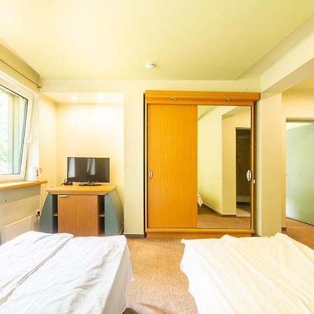 Basanaviciaus G. 45 Apartments Palanga Phòng bức ảnh
