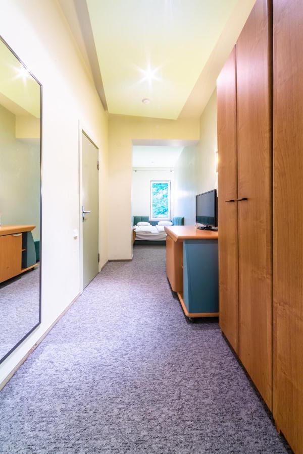 Basanaviciaus G. 45 Apartments Palanga Phòng bức ảnh